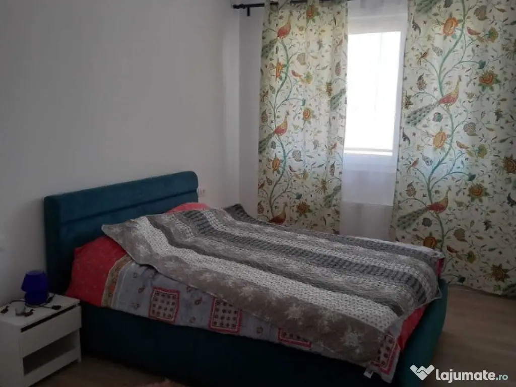 2 camere situat in zona Dacia