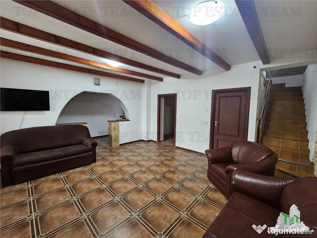 Vila 5 camere de cu garaj subteran in Chiajna 