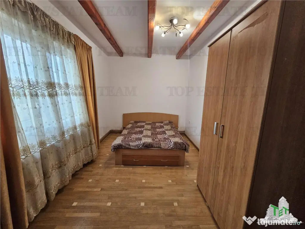 Vila 5 camere de cu garaj subteran in Chiajna 