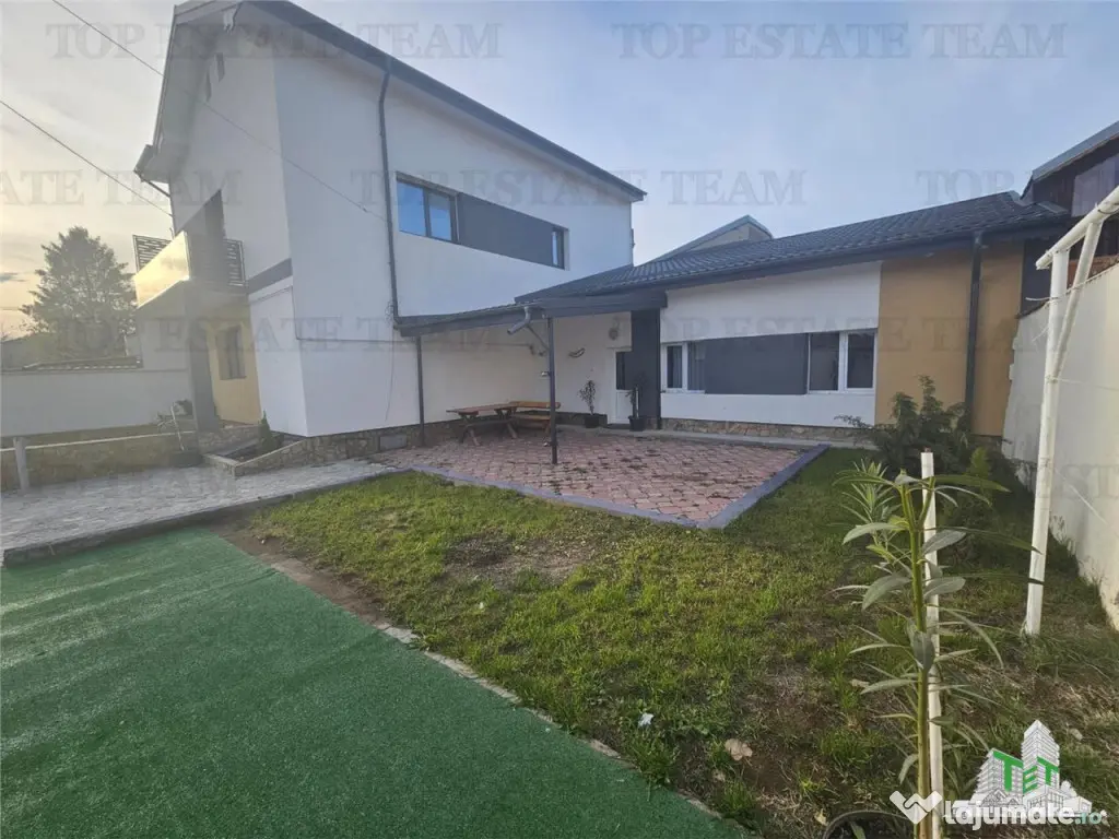 Vila 5 camere de cu garaj subteran in Chiajna 