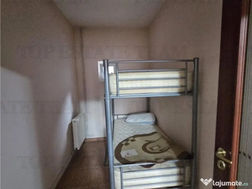 Vila 5 camere de cu garaj subteran in Chiajna 