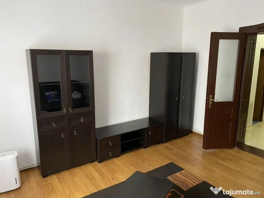 Inchiriere apartament o camera in zona Circumvalatiunii