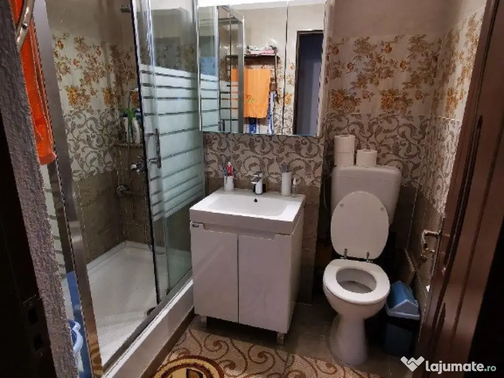 Apartament 2 camere decomandat 