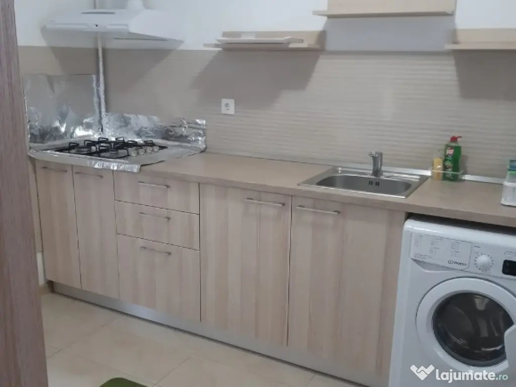 Garsoniera zona Lipovei 