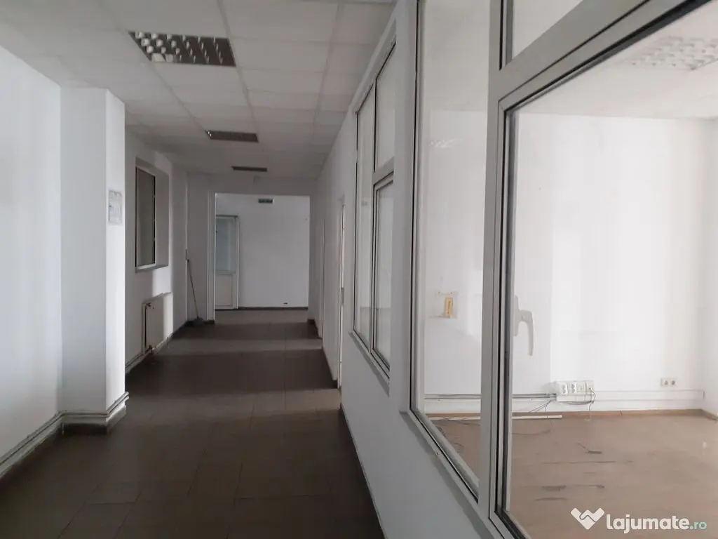 Hale in zona Drumul Taberei-Militari, suprafete diverse 