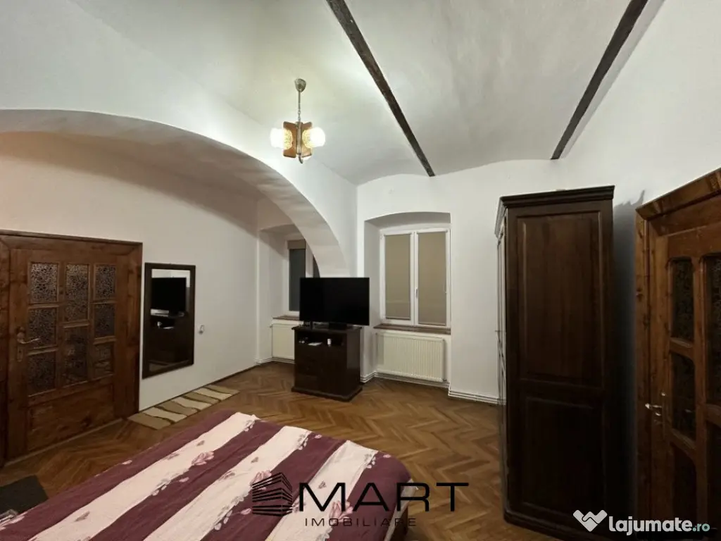 Apartament 3 camere semidecomandate, Central