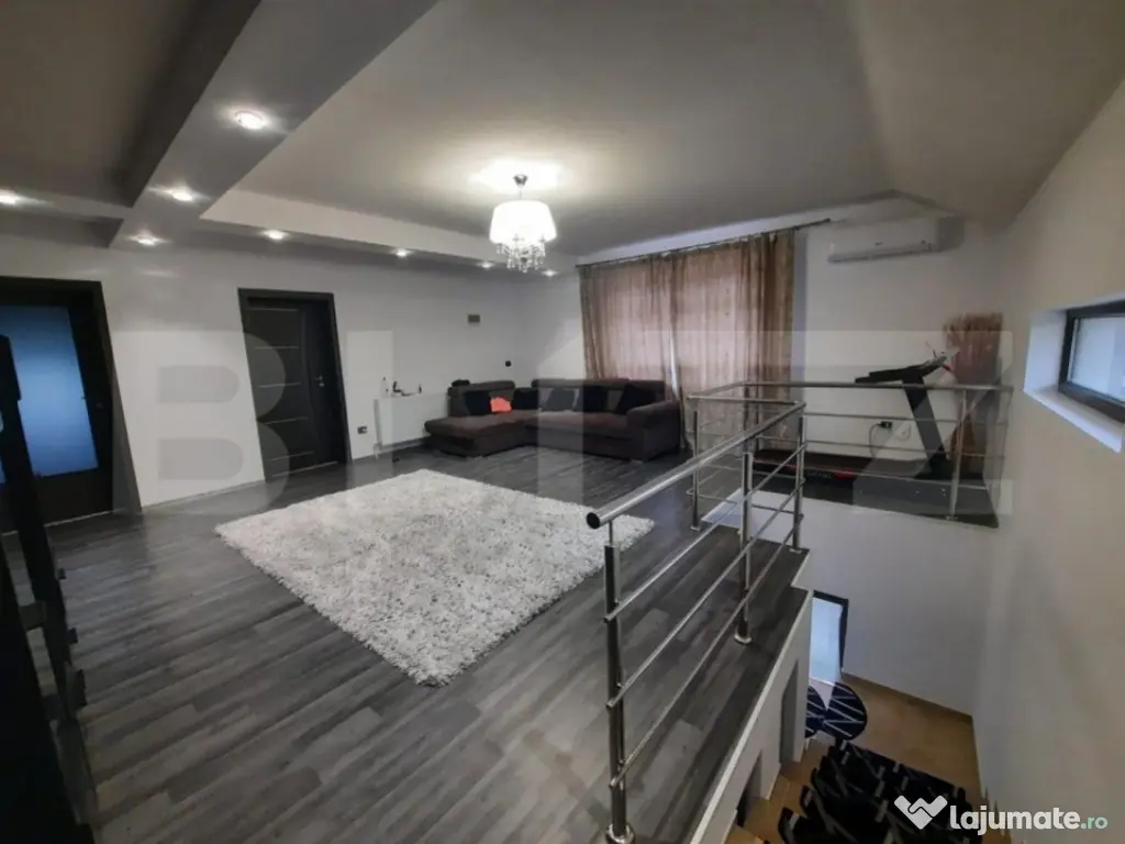 Casa 6 camere centru Miroslava, 240 mp utili, 600 mp de tere