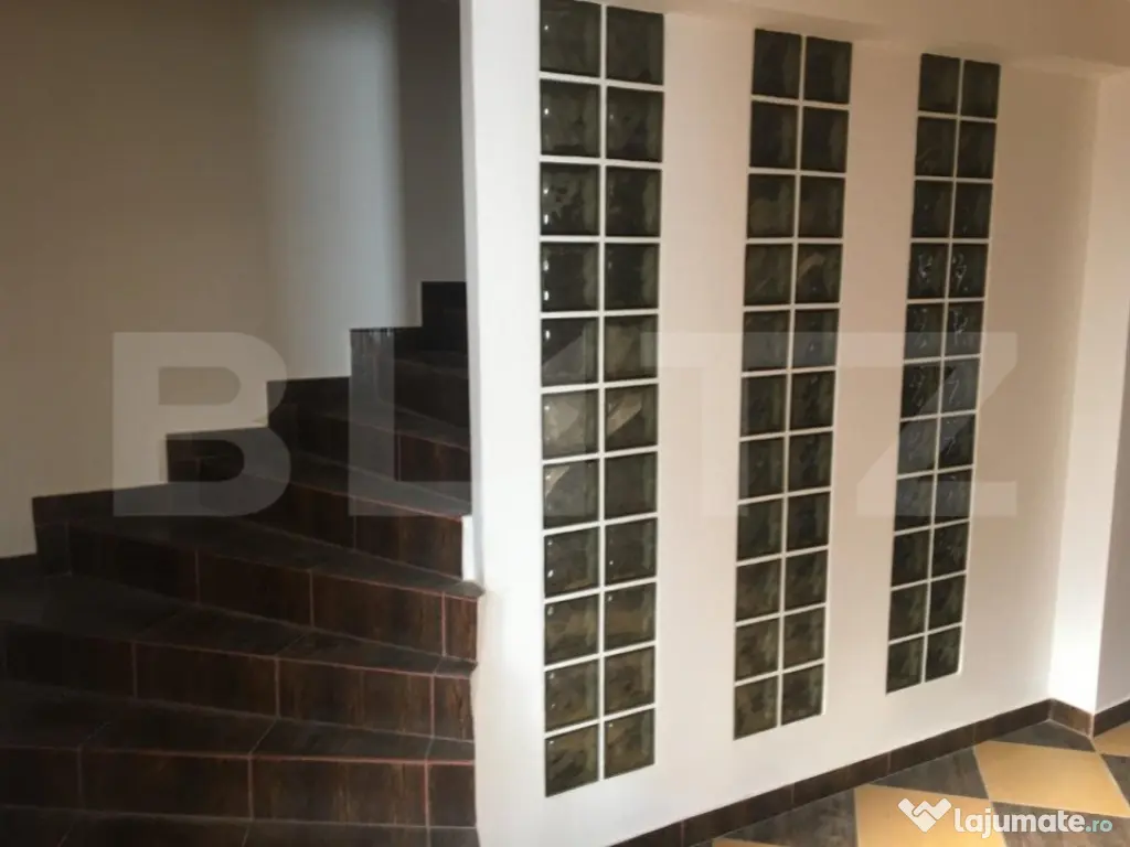 Casă/Vilă individuală deosebită,270mp Târgoviste