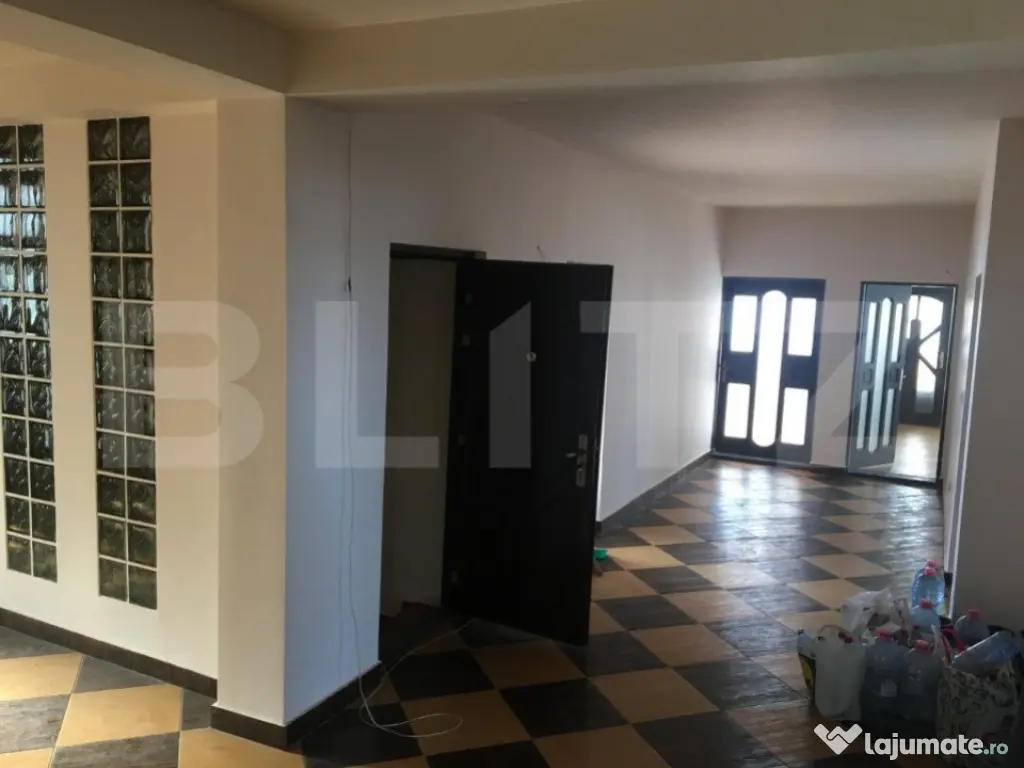 Casă/Vilă individuală deosebită,270mp Târgoviste