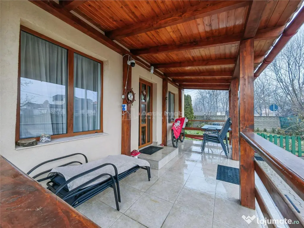 Casa - 3 camere - Soimus 