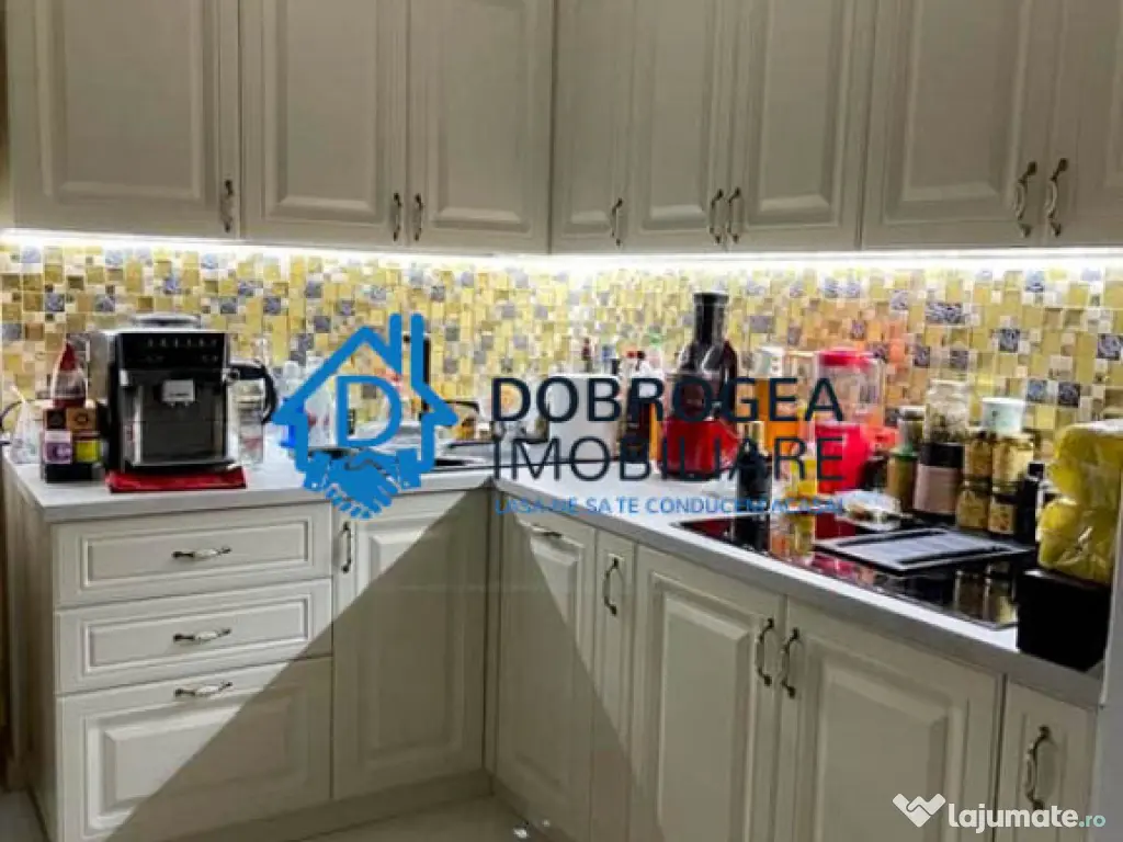 CENTRAL-3 CAMERE DECOMANDAT ,ULTRAMODERN, ETAJ 2