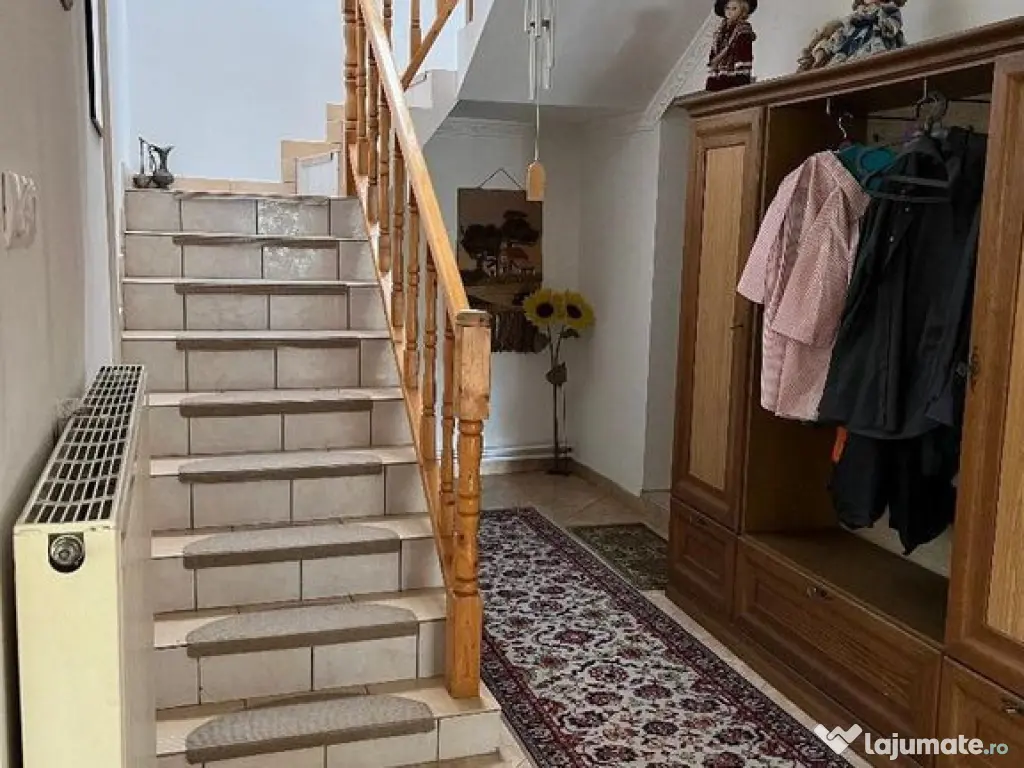 Casa zona Spitalul Judeten 