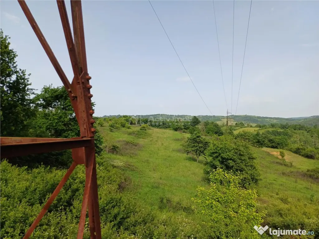 Resita, Teren Drept Intravilan, 11510 Mp., 4 Euro/Mp., Valea 