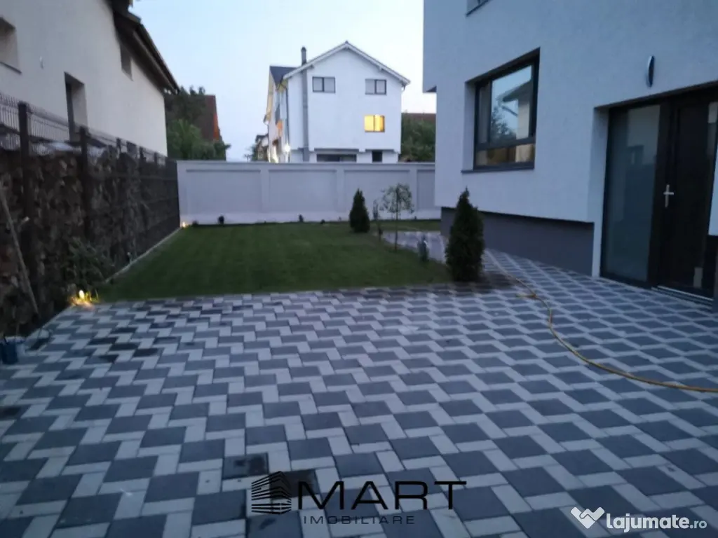 Casa individuala de lux 8 camere Selimbar