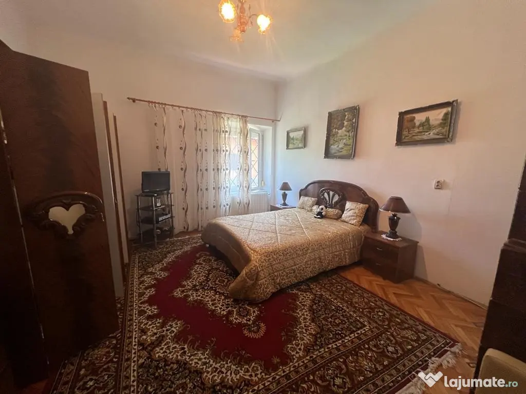 Inchiriez apartament 3 camere zona Boul Rosu - ID : RH-41310-property