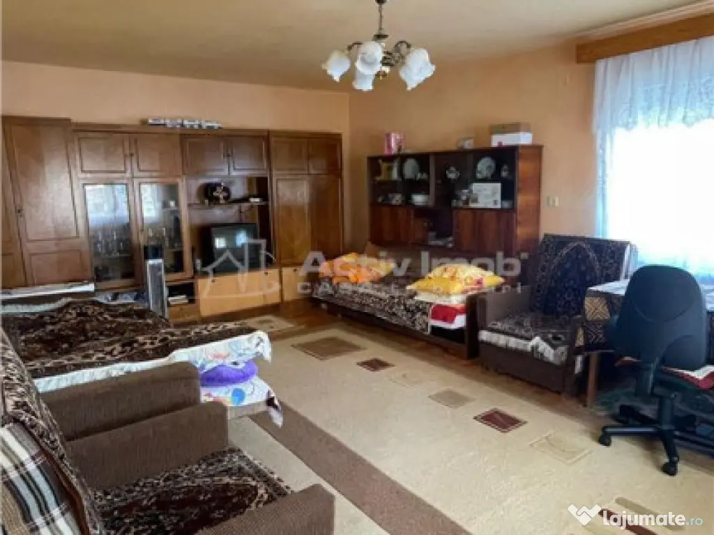 Casa - 9 camere - Statiunea Geoagiu Bai 