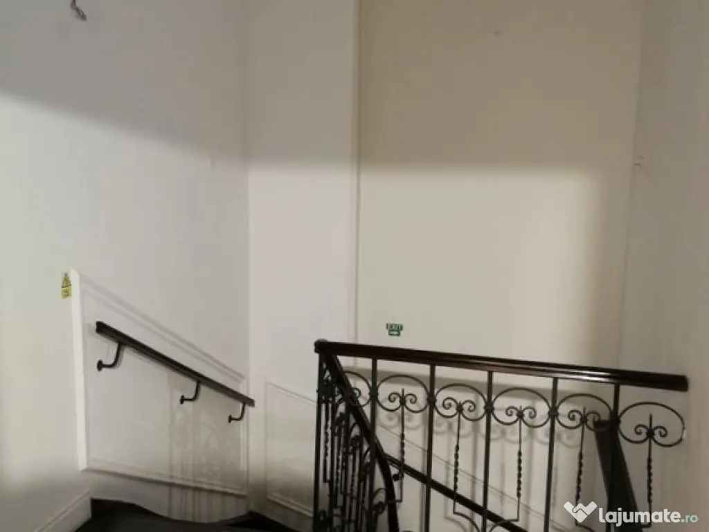 Spatiu comercial in vila Piata Rosetti 330mp cu terasa 100mp