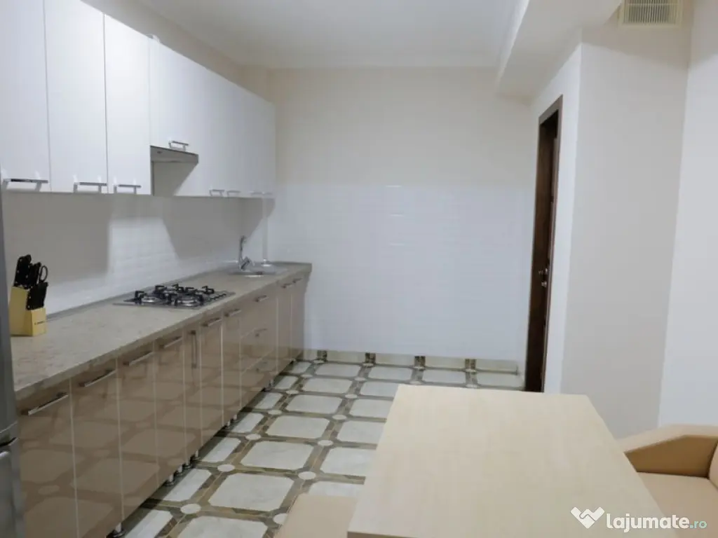 Garsoniera in zona Brancoveanu 