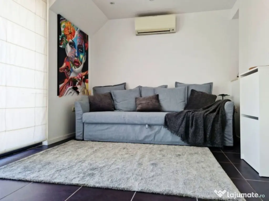 Garsoniera in zona Dambovita