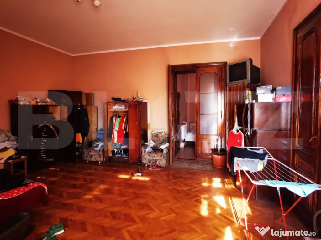 Apartament cu 4 camere , 149mp, zona Traian