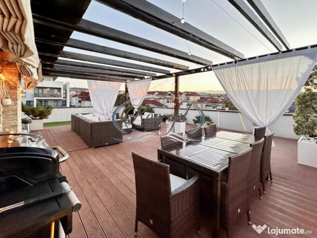 Penthouse spectaculos in Buna Ziua