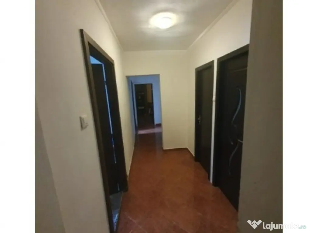 Piata Muncii, Apartament 3 camere.