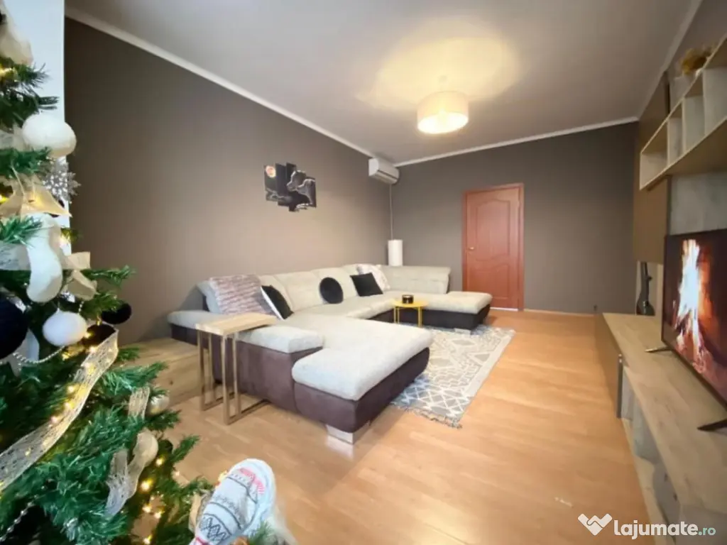 Apartament 3 camere, Gheorghe Doja, Oradea,70 mp. 125 000... 
