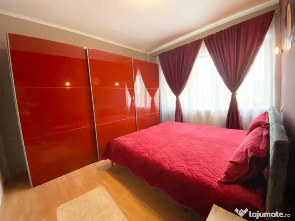 Apartament 3 camere, Gheorghe Doja, Oradea,70 mp. 125 000... 