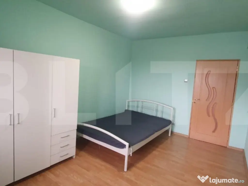 Apartament de 2 camere, 65 mp, AC, centrala termica, zona Pa