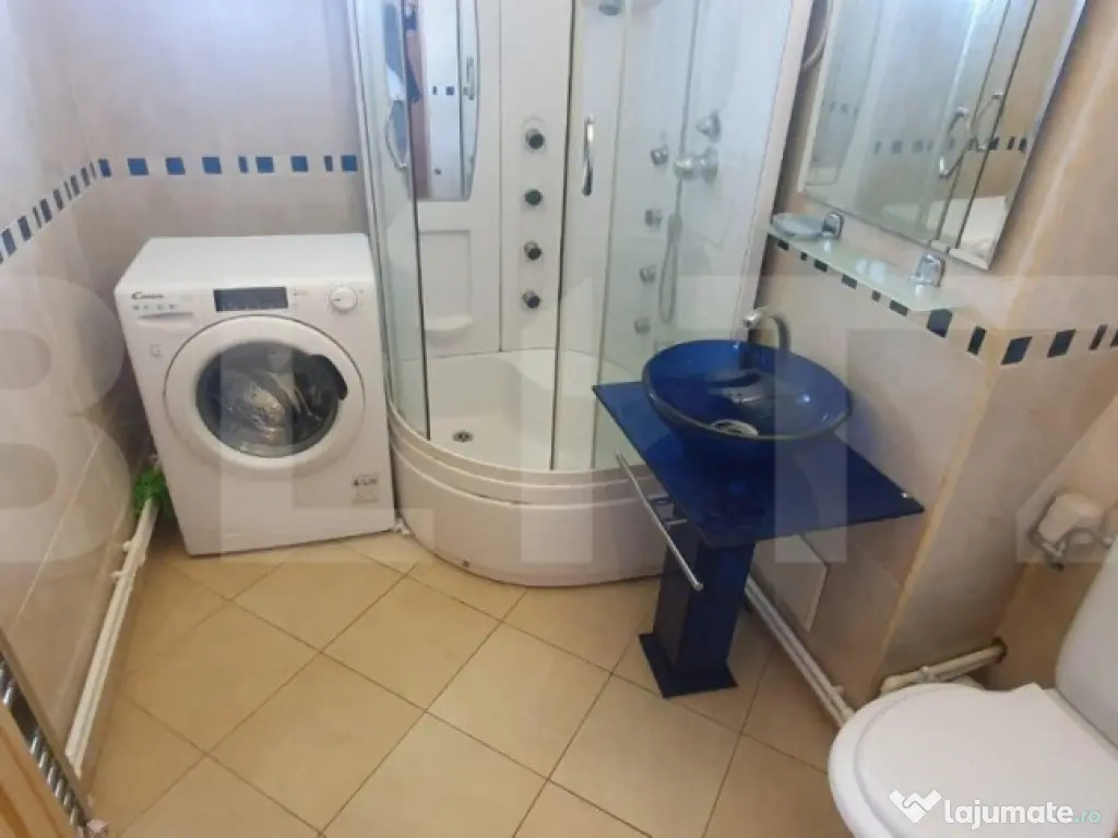 Apartament de 2 camere, 65 mp, AC, centrala termica, zona Pa