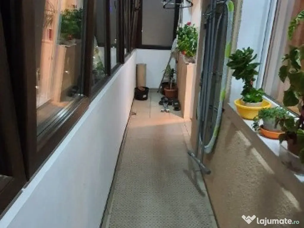 Oltenitei apartament 3 camere