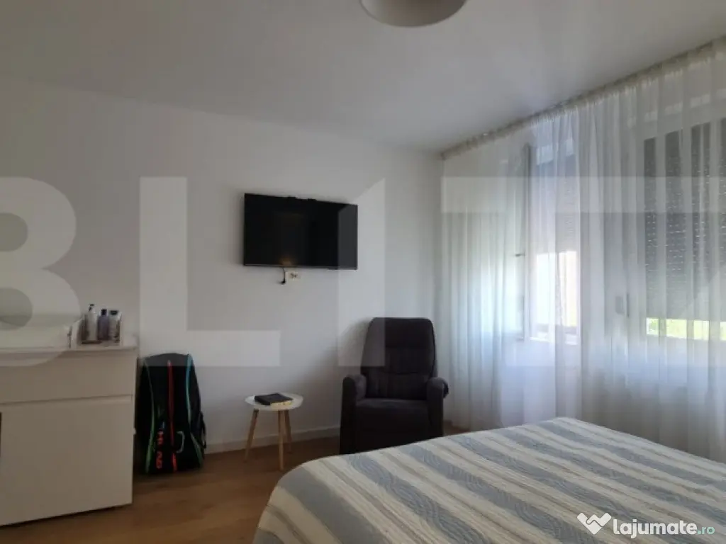 Casa in Voronet cu 4 camere si priveliste 