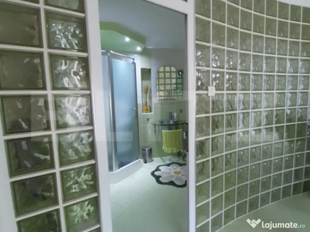 Casa mobilata lux, cu 4 camere in Sacele - Brasov