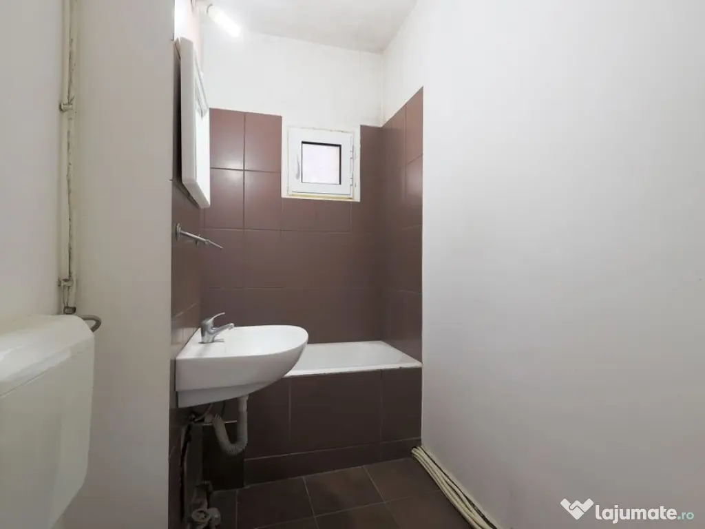 PRET NOU! Apartament decomandat 3 camere - str. Horia - C... 