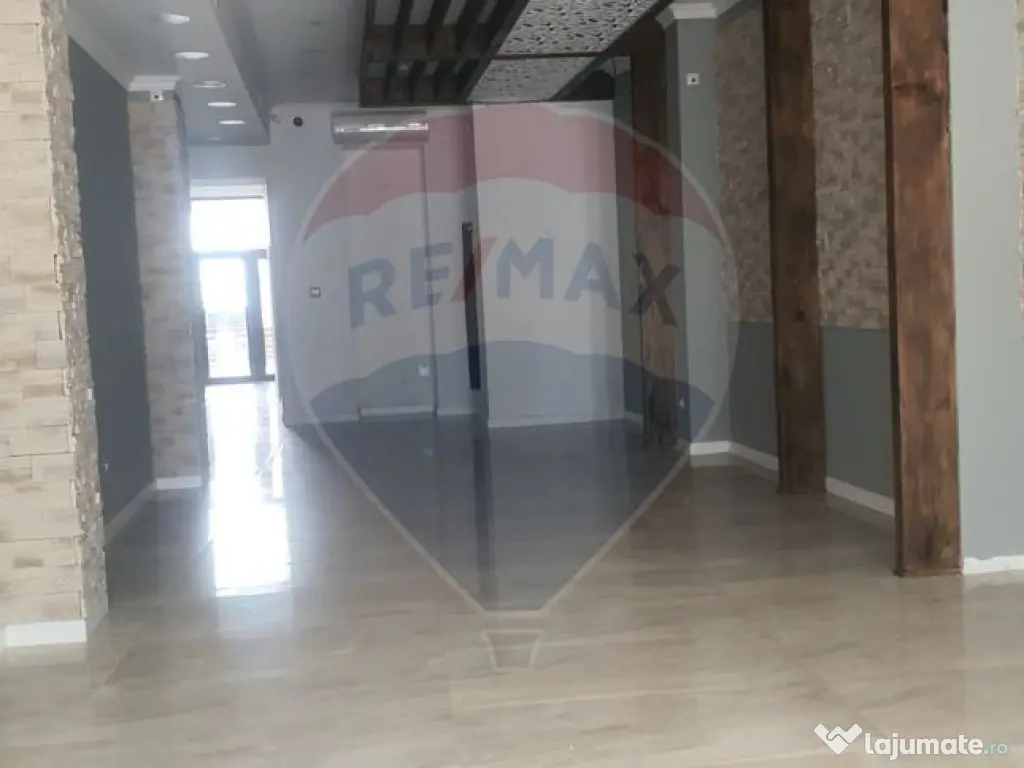 Spațiu comercial de 230mp de închiriat în zona Ultrace... 