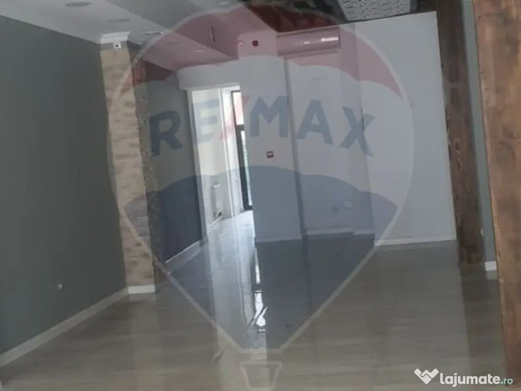 Spațiu comercial de 230mp de închiriat în zona Ultrace... 