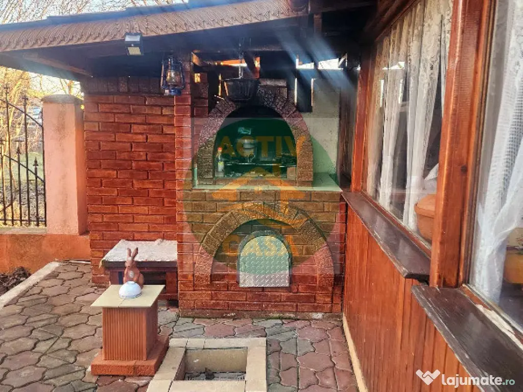 Casa in Roman, de vanzare