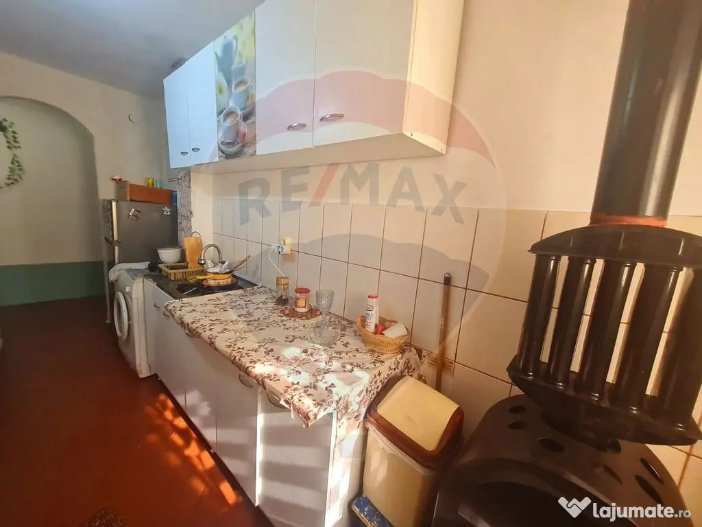 Garsoniera de vanzare la etajul 2 in Marasesti