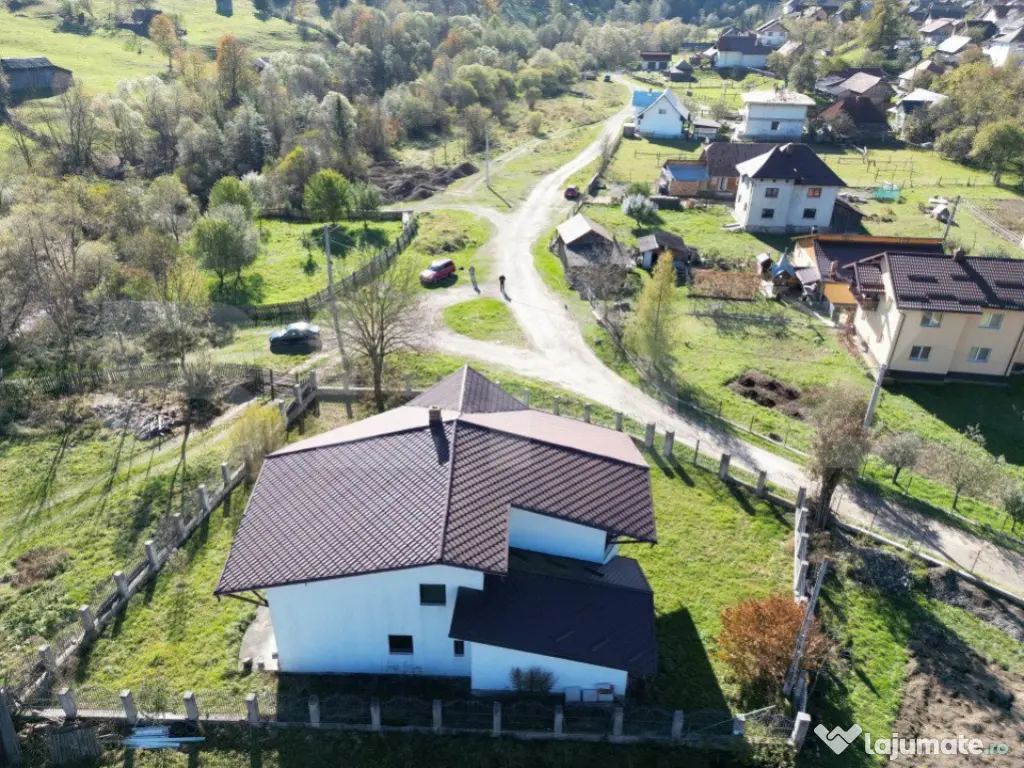 Oportunitate unică în Campulung Moldovenesc – Casa visur