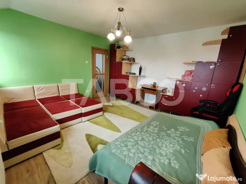 Apartament cu 4 camere in zona facultatilor Mihai Viteazul 