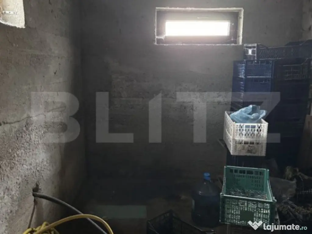 Casă la roșu Mănășturel ,teren generos,priveliște pano