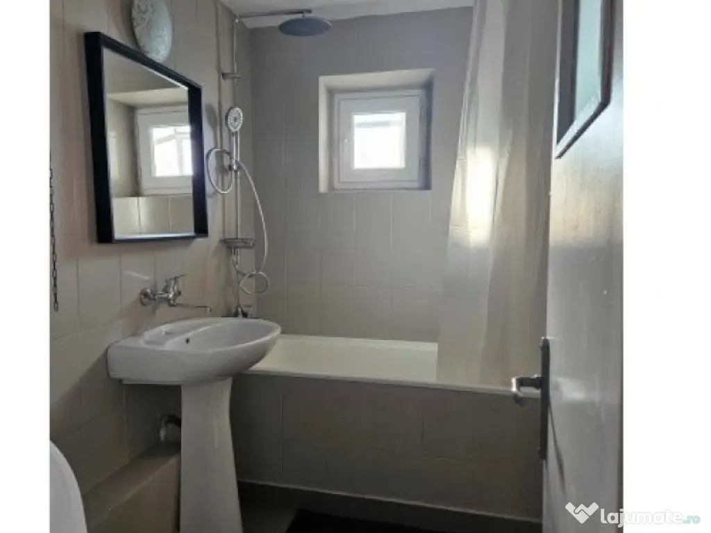 Apartament 3 camere Decebal 