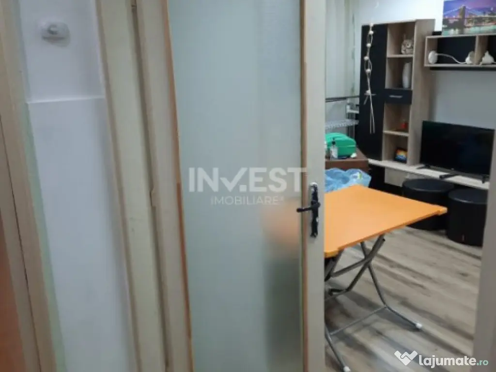 CENTRU-Hala Centrala- apartament 2 camere decomandat, etajul