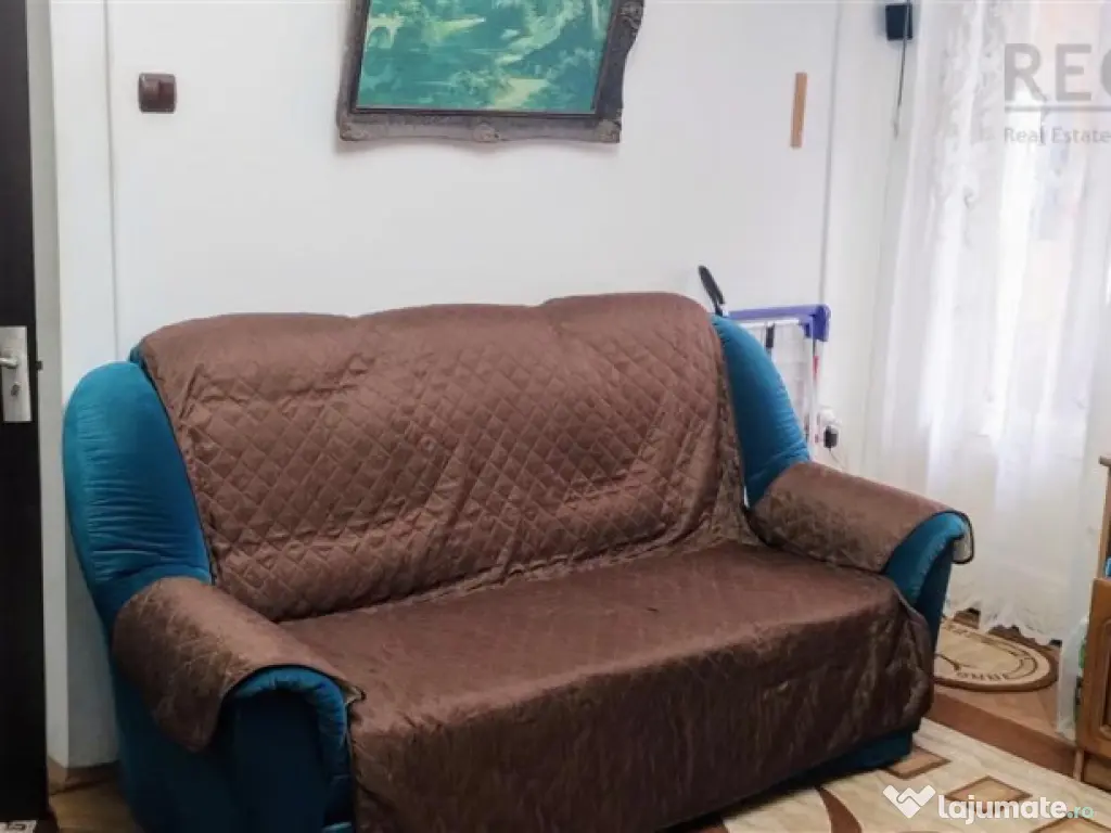 Apartament 3 camere semidecomandat cartier Obor