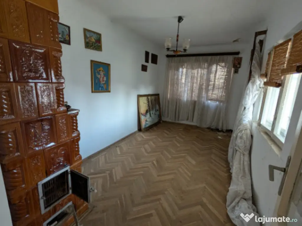 Casa la strada principala Hemeius, 600m teren 