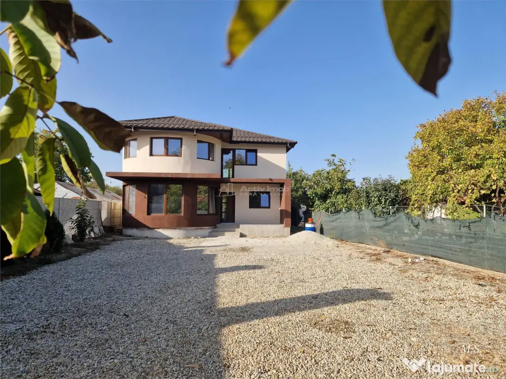 Single deosebit-Teren 1000 mp-Toate utilitatile 