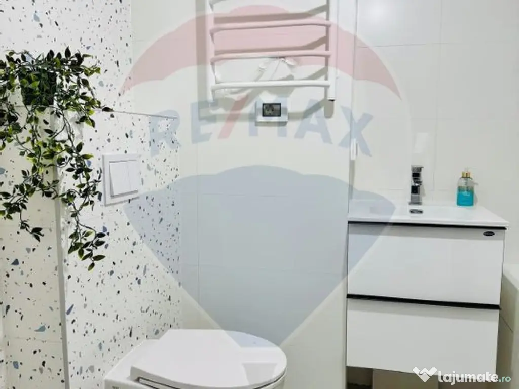 Apartament cu 3 camere de vânzare în zona Central 