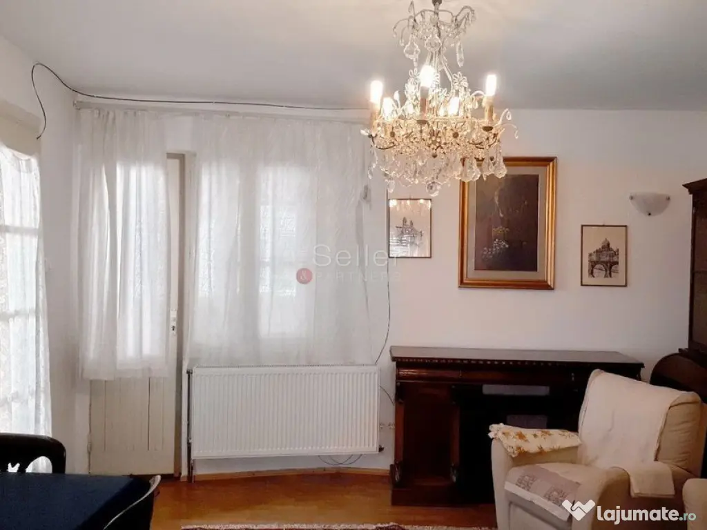 Casa cu curte individuala 