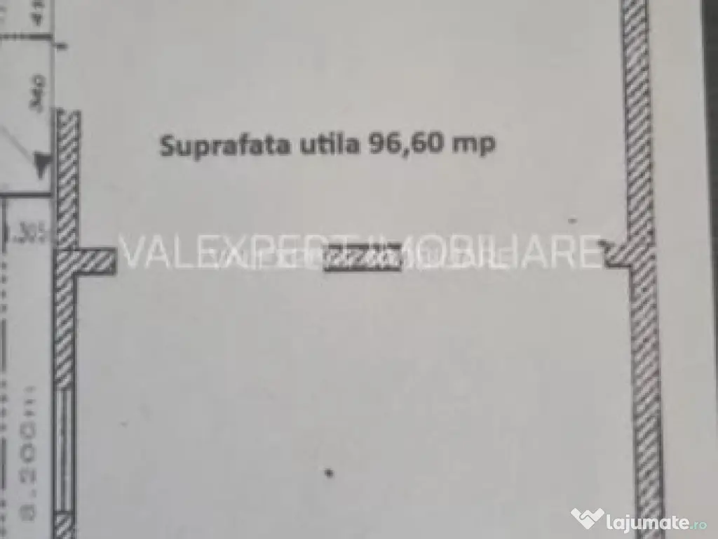 Spatiu comercial 96.60 mp, curte 16.27 mp, centrala termica, alarma 