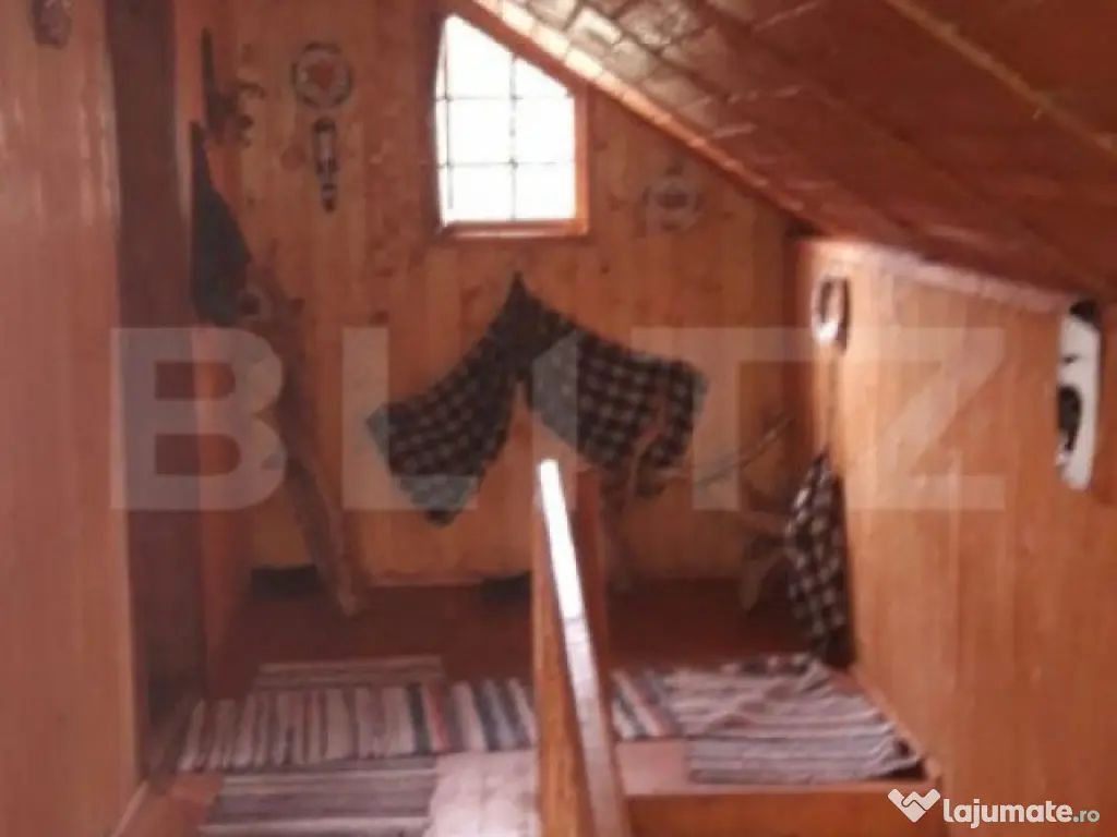 Casă de vacanță în Piatra Fântânele + 4,5 arii teren